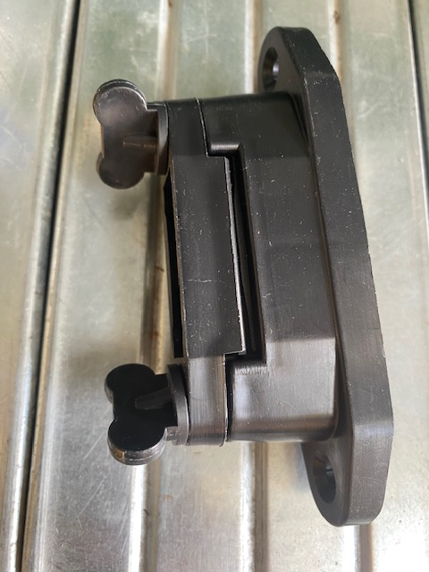151119 - ISOLATORE AD ANGOLO STOP/LOCK SENZA PIASTRE